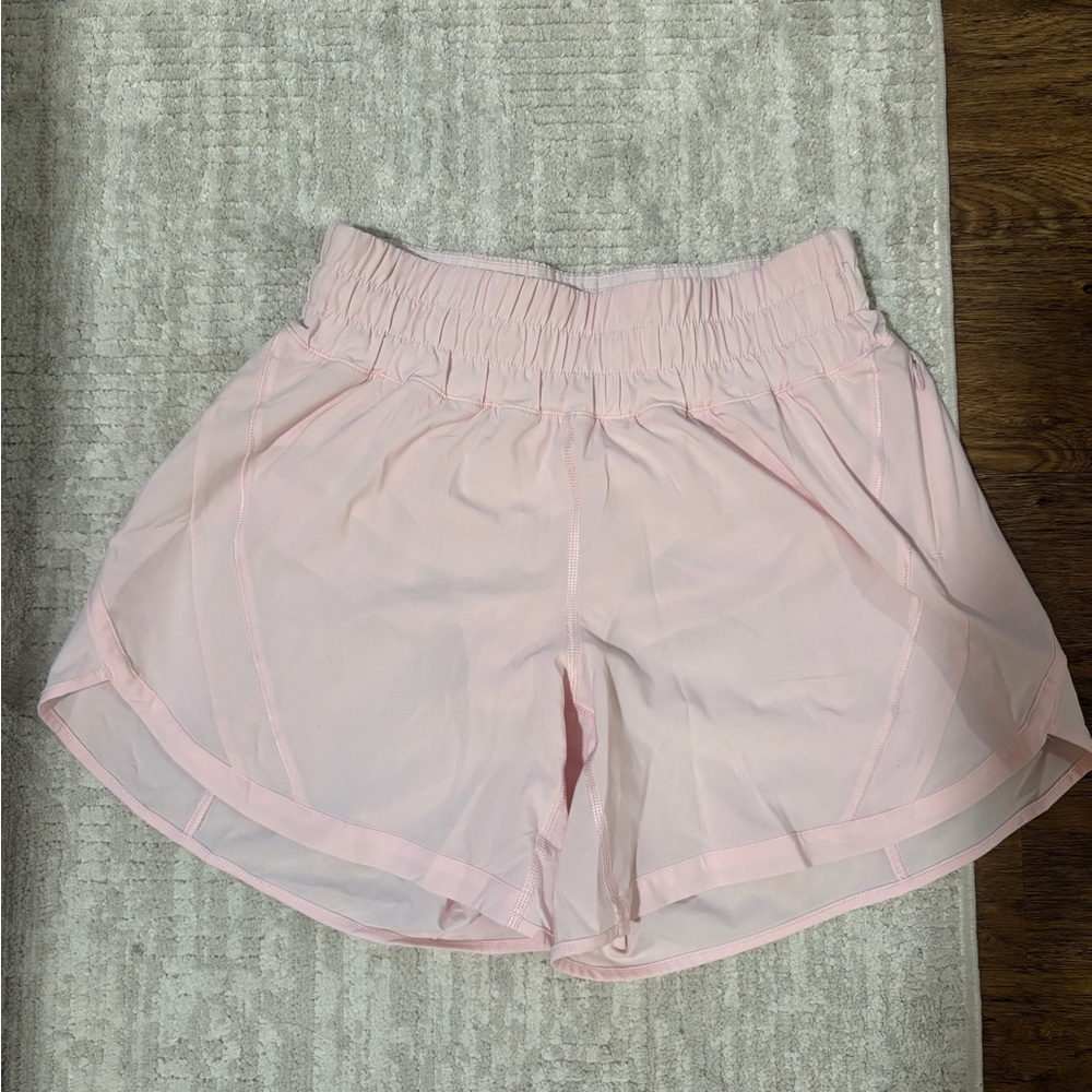 Lululemon Hotty Hot High-Rise Lined Short 4"